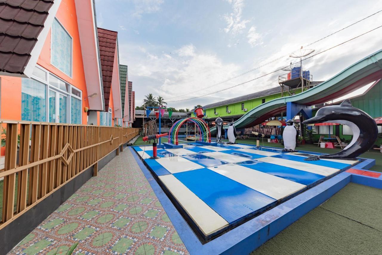 Reddoorz Resort Syariah @ Jaya Tirta Abadi Purwakarta Exterior photo